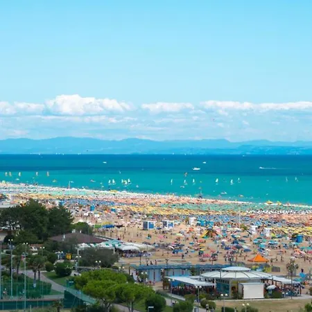 Enjoy Your Holiday In Our Quiet Flat In Biione